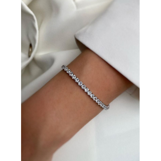 Dashing Men’s Diamond Ring